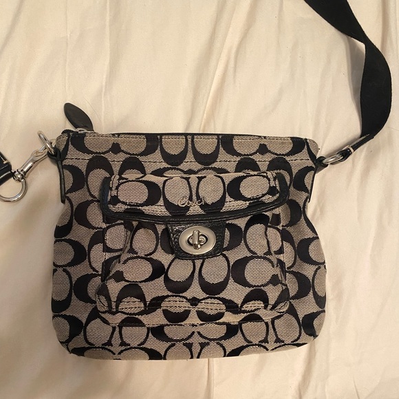 Coach signature c pattern crossbody bag - Picture 1 of 10